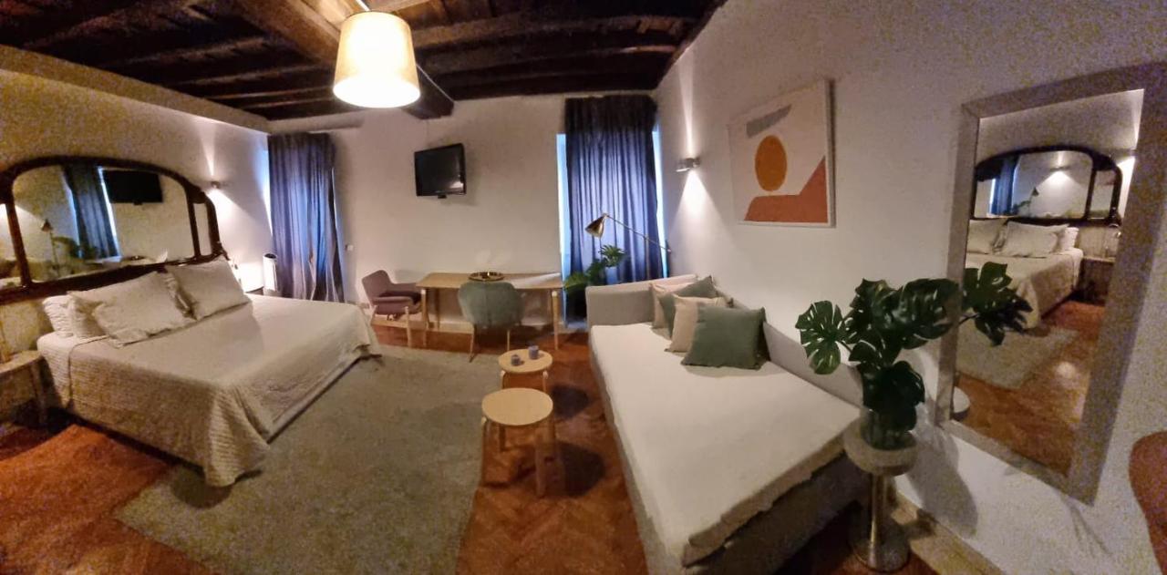 Lovely Apartments In City Centre "Third Floor, Without Elevator" Rom Exteriör bild